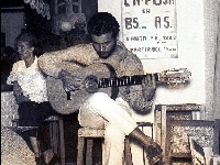 Tocando en La Fusa - Punta del Este.jpg