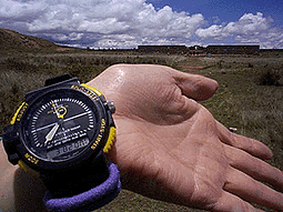 �e�B���i�N��Ղ��o�b�N�ɍ��x�v��3800m���z��